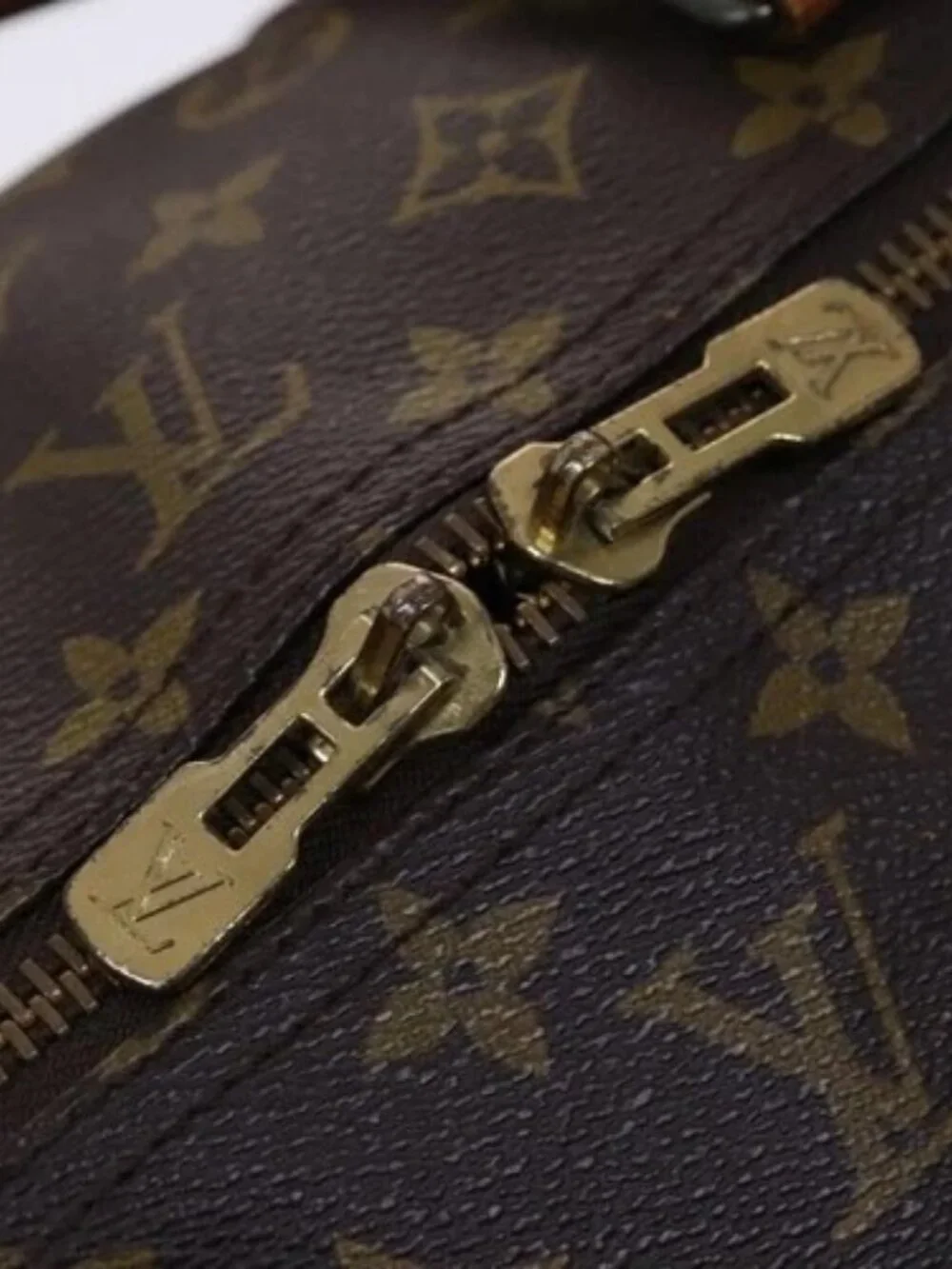 LOUIS VUITTON Monogram Keepall 60 Boston Bag M41422 LV Auth EC404